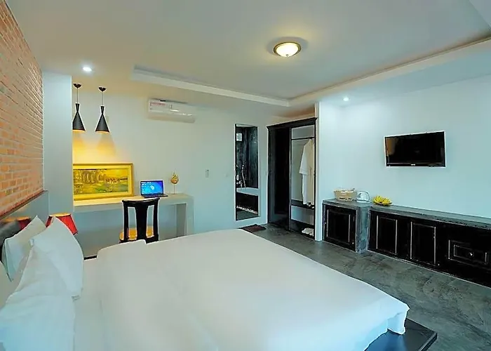 Dream Butterfly Garden Boutique 3*
